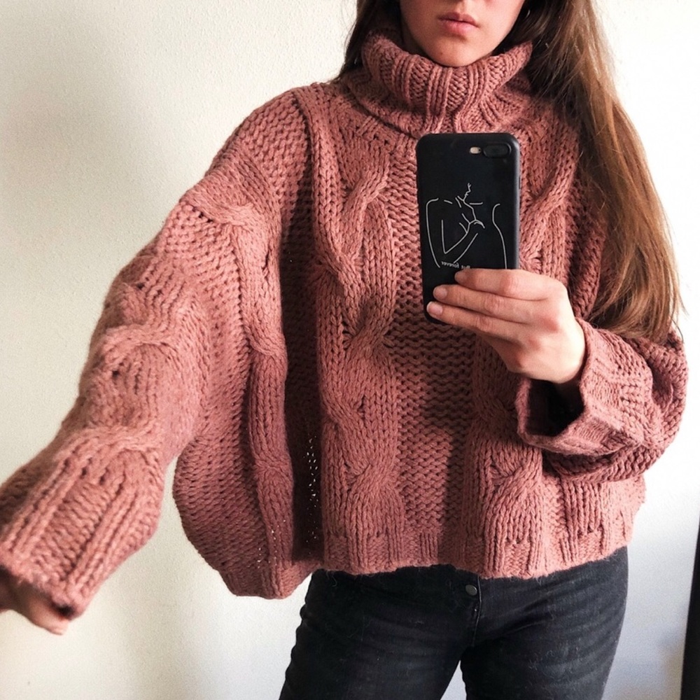 1 Left M* ⚡️ Turtleneck Cropped Sweater - Picture 6 of 6